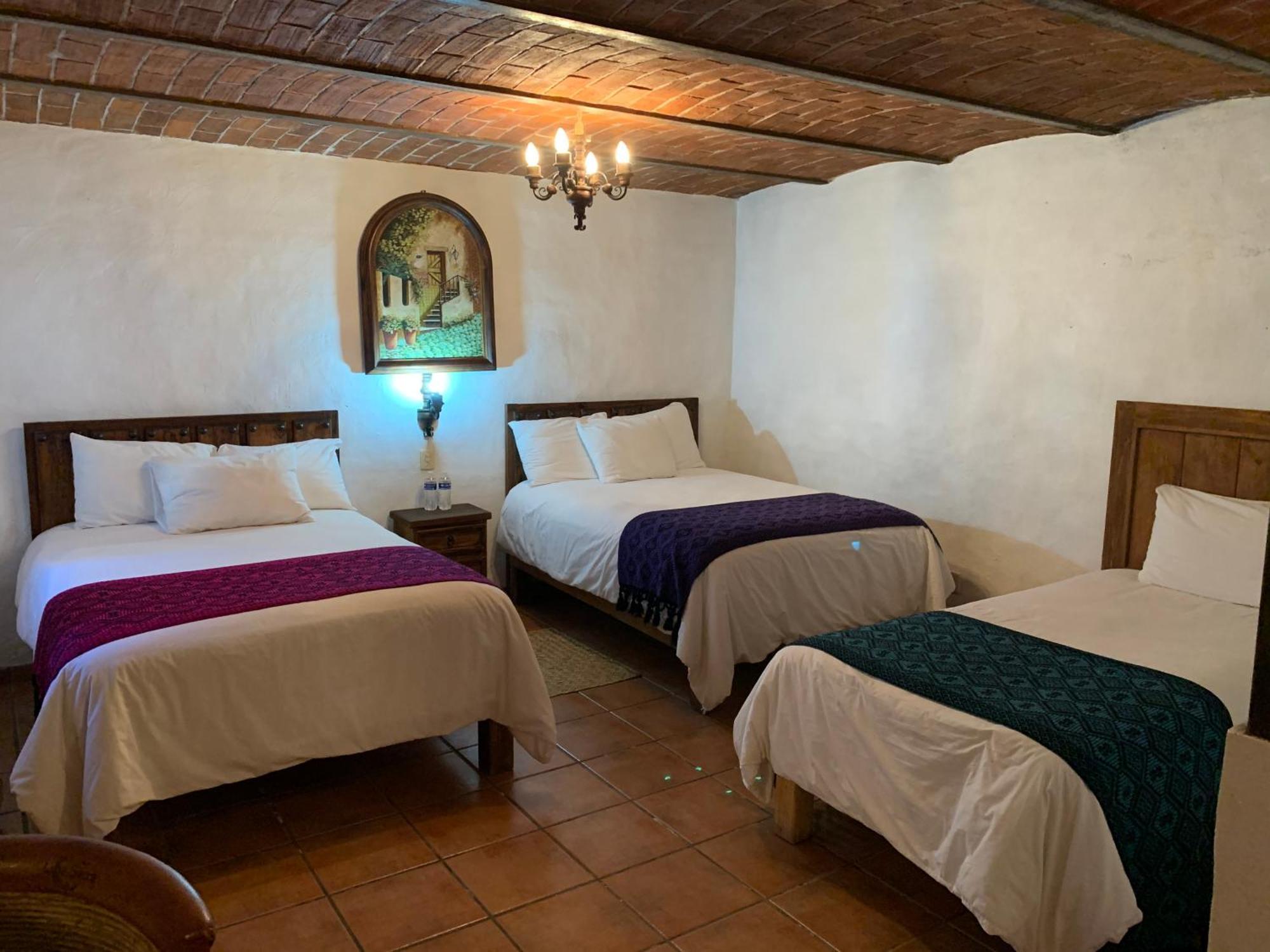 Meson Luna Sacra Tapalpa Room photo